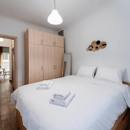 Cozy Hideaway In Apartment